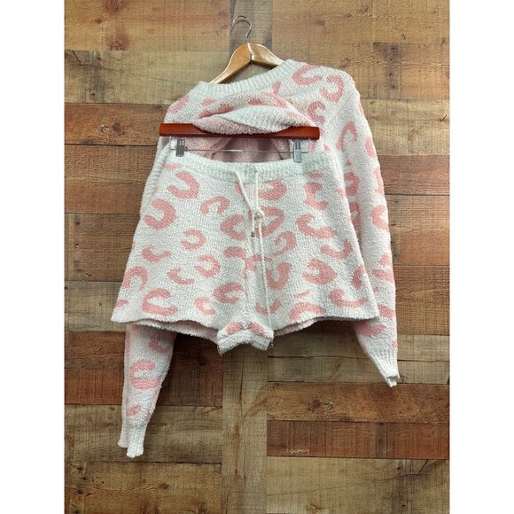 Pink & White Leopard Print Sweater & Shorts Set - Picture 2 of 10